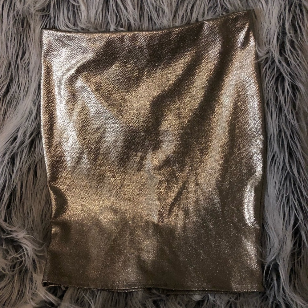 NWOT Charlotte Russe XL Gold Pencil Skirt